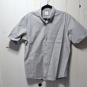 🦜Denver Hayes Medium Short-sleeve button down shirt